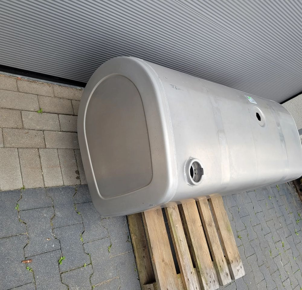 ZBIORNIK PALIWA VOLVO FH4 FH5 GAMA 150X55X68 CM 475L 22038784 CHWALIM116 - Kraftstofftank für LKW: das Bild 2 ZBIORNIK PALIWA VOLVO FH4 FH5 GAMA 150X55X68 CM 475L 22038784 CHWALIM116 - Kraftstofftank für LKW: das Bild 2