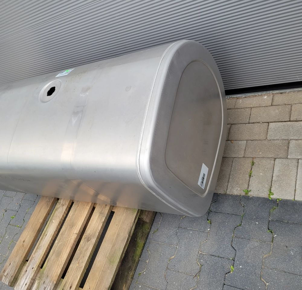 ZBIORNIK PALIWA VOLVO FH4 FH5 GAMA 150X55X68 CM 475L 22038784 CHWALIM116 - Kraftstofftank für LKW: das Bild 3 ZBIORNIK PALIWA VOLVO FH4 FH5 GAMA 150X55X68 CM 475L 22038784 CHWALIM116 - Kraftstofftank für LKW: das Bild 3