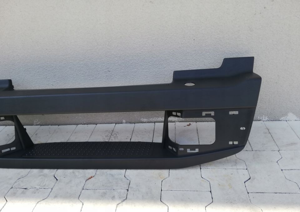 ZDERZAK GRILL ATRAPA VOLVO FL FE 82526825 NOWY ORY - Kühlergrill für LKW: das Bild 3 ZDERZAK GRILL ATRAPA VOLVO FL FE 82526825 NOWY ORY - Kühlergrill für LKW: das Bild 3