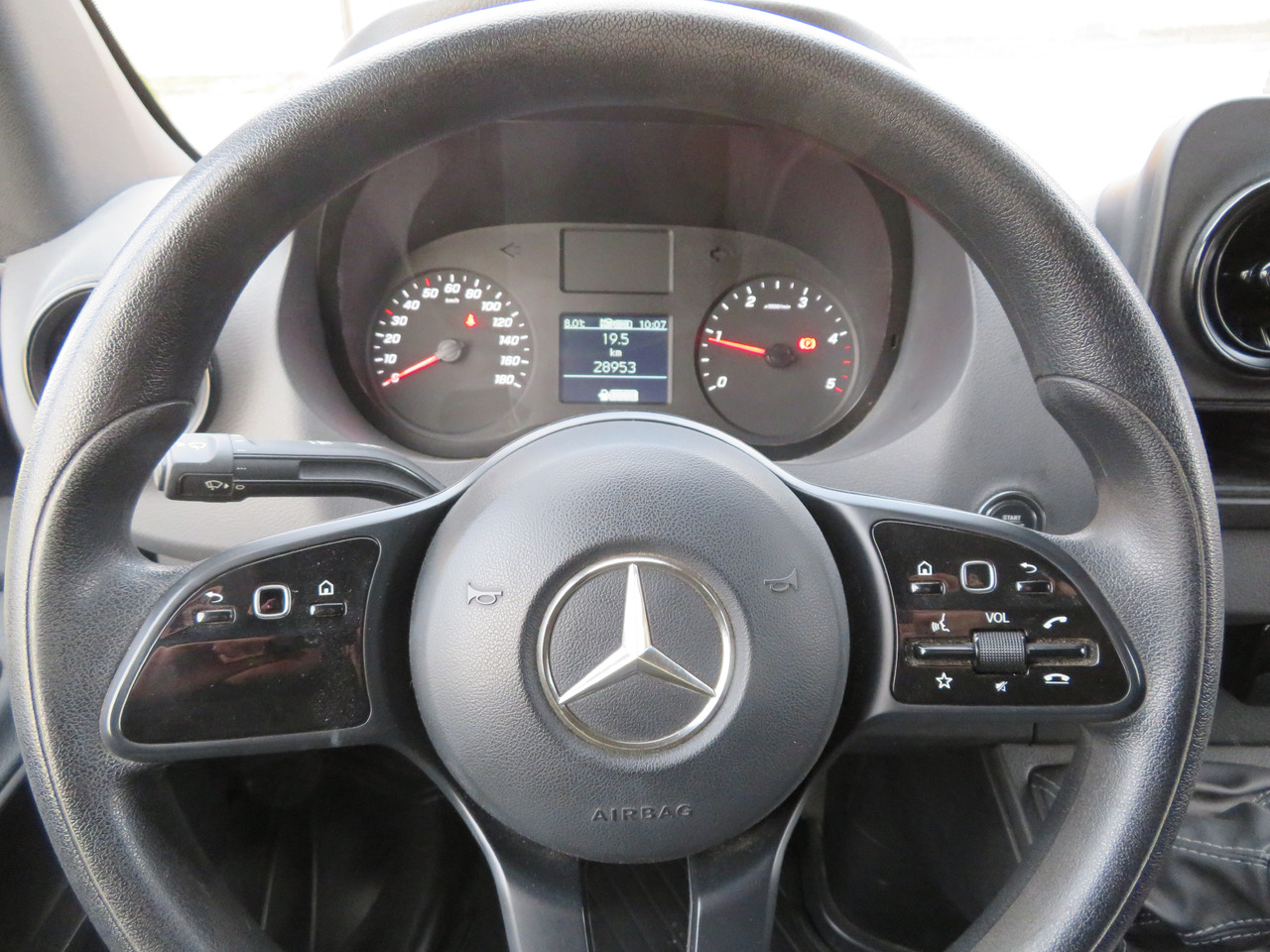 Kleintransporter Mercedes-Benz Sprinter 311CDi: das Bild 15 Kleintransporter Mercedes-Benz Sprinter 311CDi: das Bild 15