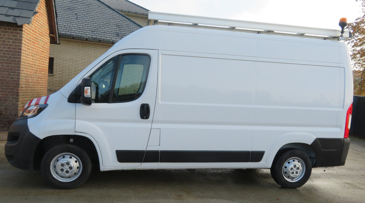 Peugeot Boxer 2.2 BlueHDi - L2H2 - Kastenwagen: das Bild 4 Peugeot Boxer 2.2 BlueHDi - L2H2 - Kastenwagen: das Bild 4