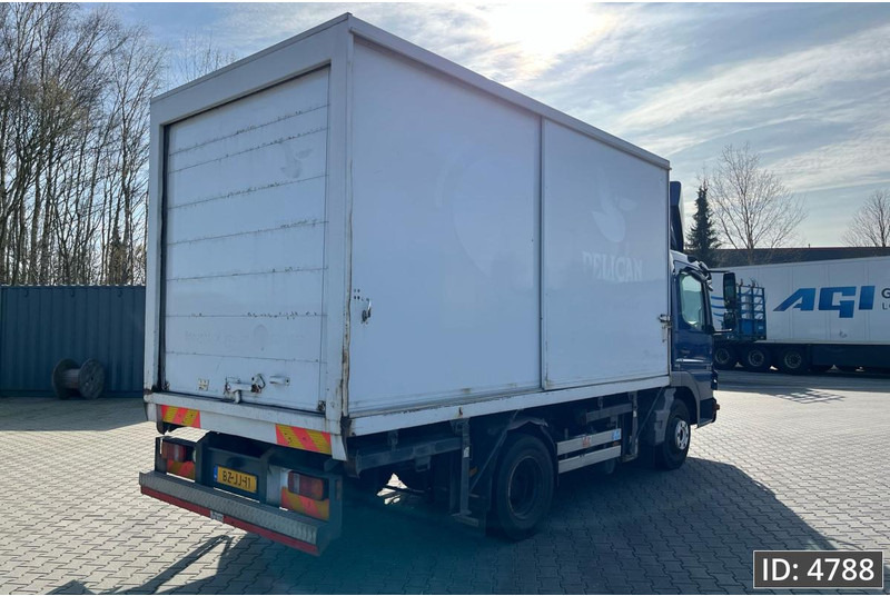Mercedes-Benz Atego 816 Day Cab, Euro 5, BDF / EPS automatic / standklima / Hydraulic system - Containerwagen/ Wechselfahrgestell LKW: das Bild 3 Mercedes-Benz Atego 816 Day Cab, Euro 5, BDF / EPS automatic / standklima / Hydraulic system - Containerwagen/ Wechselfahrgestell LKW: das Bild 3