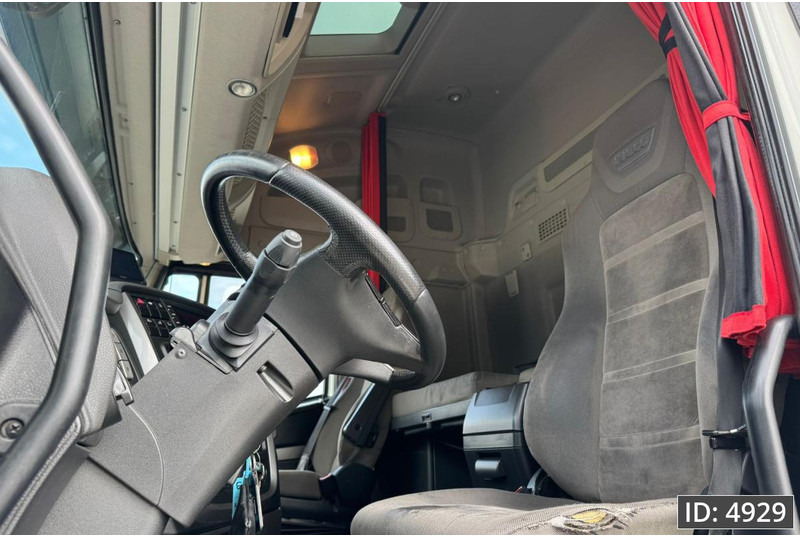 Iveco AS440STX/P HI-Road Stralis, Euro 6, Stralis 460 / 6x2 / ADR, ADR - Sattelzugmaschine: das Bild 5 Iveco AS440STX/P HI-Road Stralis, Euro 6, Stralis 460 / 6x2 / ADR, ADR - Sattelzugmaschine: das Bild 5