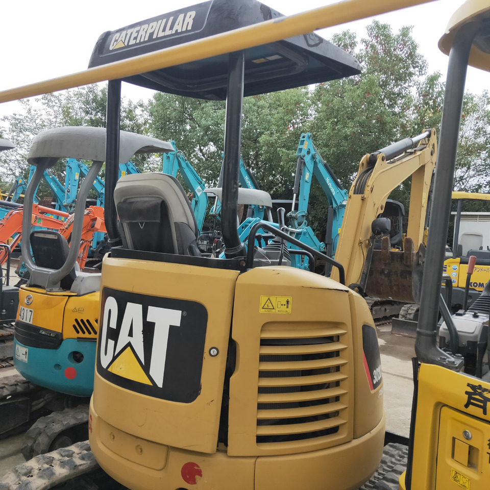 CATERPILLAR 302C - Minibagger: das Bild 4 CATERPILLAR 302C - Minibagger: das Bild 4