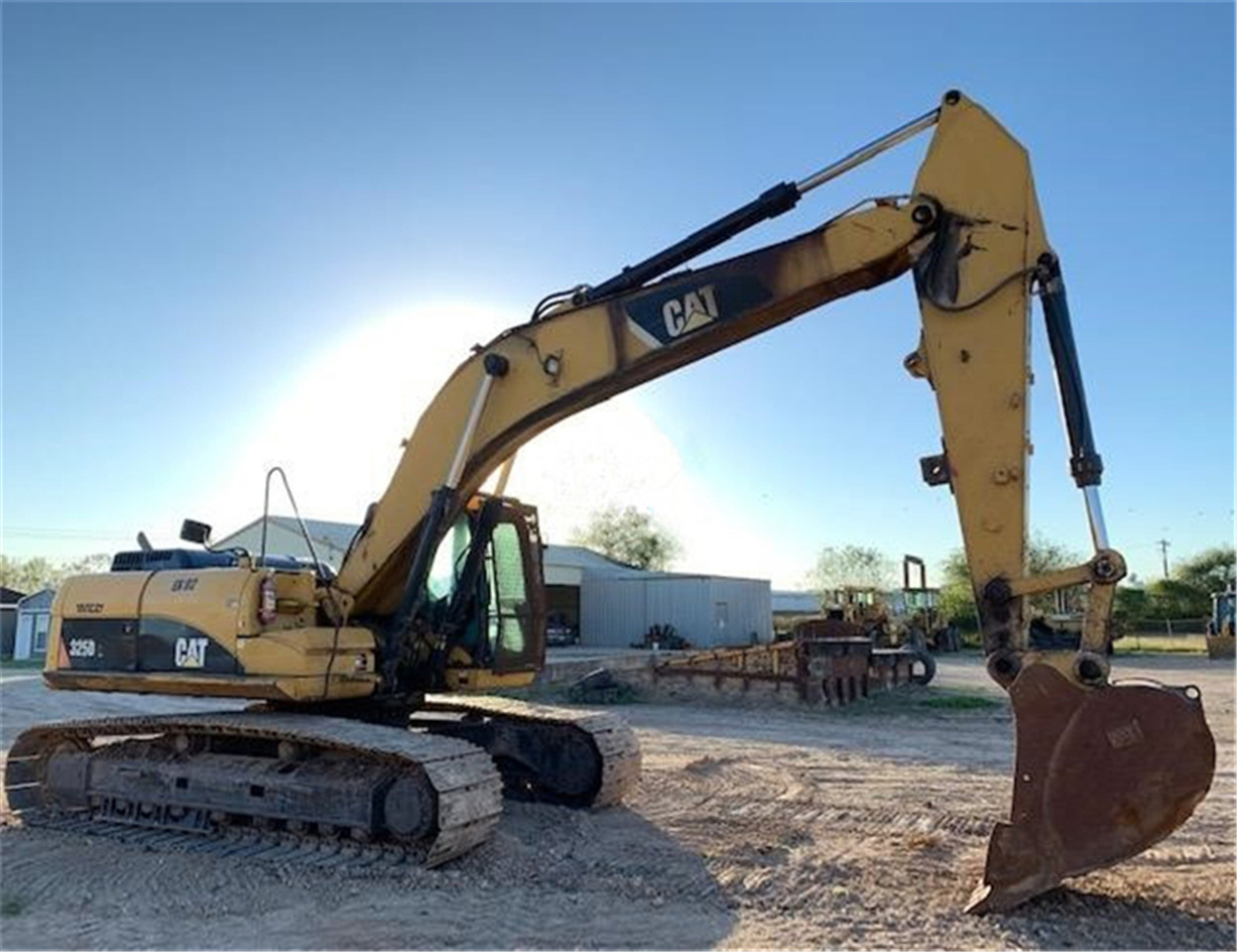 CATERPILLAR 325D - Kettenbagger: das Bild 3 CATERPILLAR 325D - Kettenbagger: das Bild 3