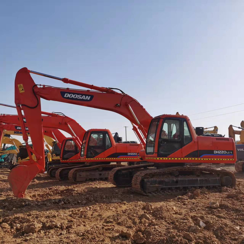 DOOSAN DH220LC-7$21000 - Kettenbagger: das Bild 3 DOOSAN DH220LC-7$21000 - Kettenbagger: das Bild 3
