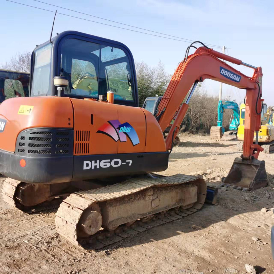 DOOSAN DH60-7 - Kettenbagger: das Bild 1 DOOSAN DH60-7 - Kettenbagger: das Bild 1
