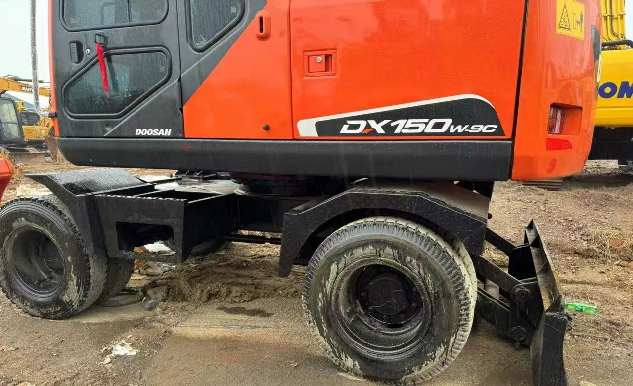 Doosan DX150W Wheel Loader click for Discount - Mobilbagger: das Bild 2 Doosan DX150W Wheel Loader click for Discount - Mobilbagger: das Bild 2