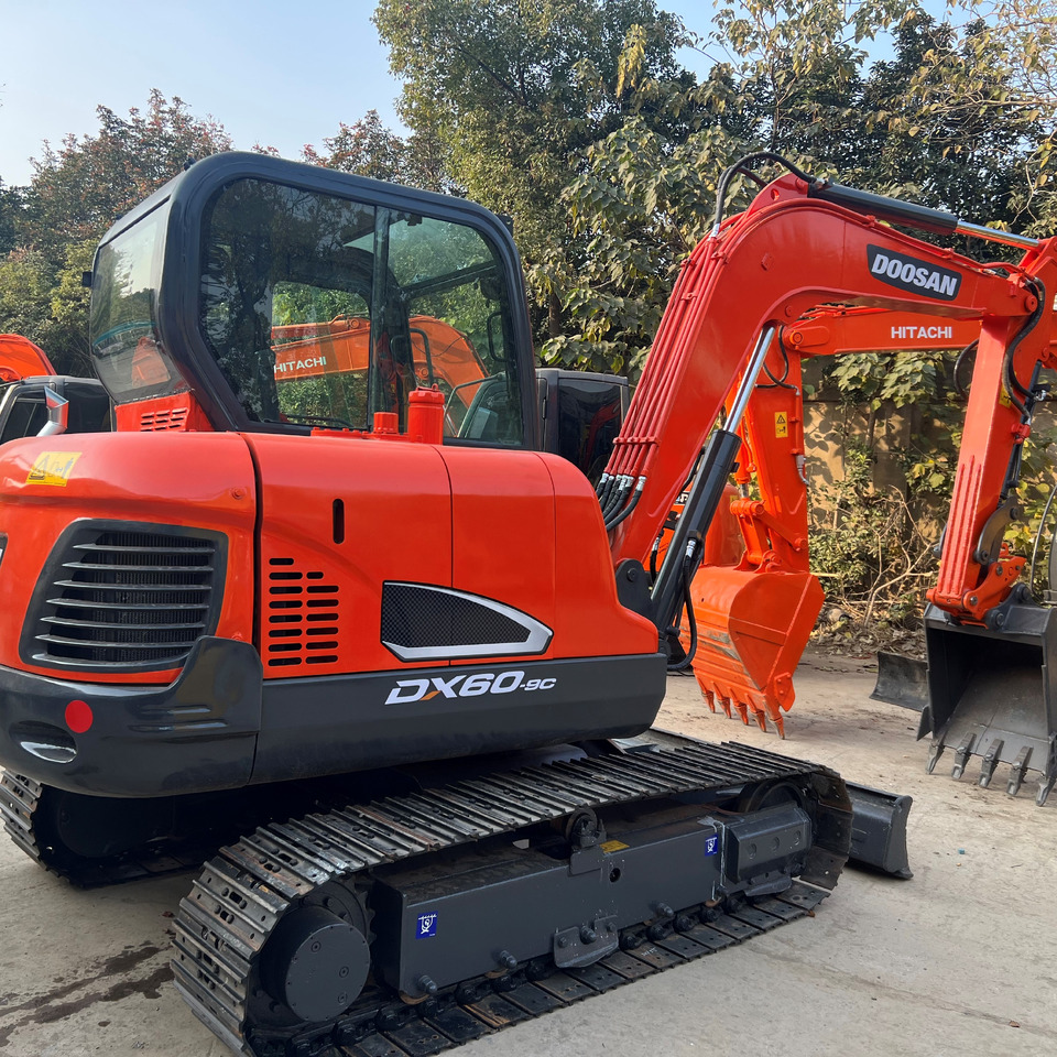 Doosan DX60 Mini - Minibagger: das Bild 4 Doosan DX60 Mini - Minibagger: das Bild 4