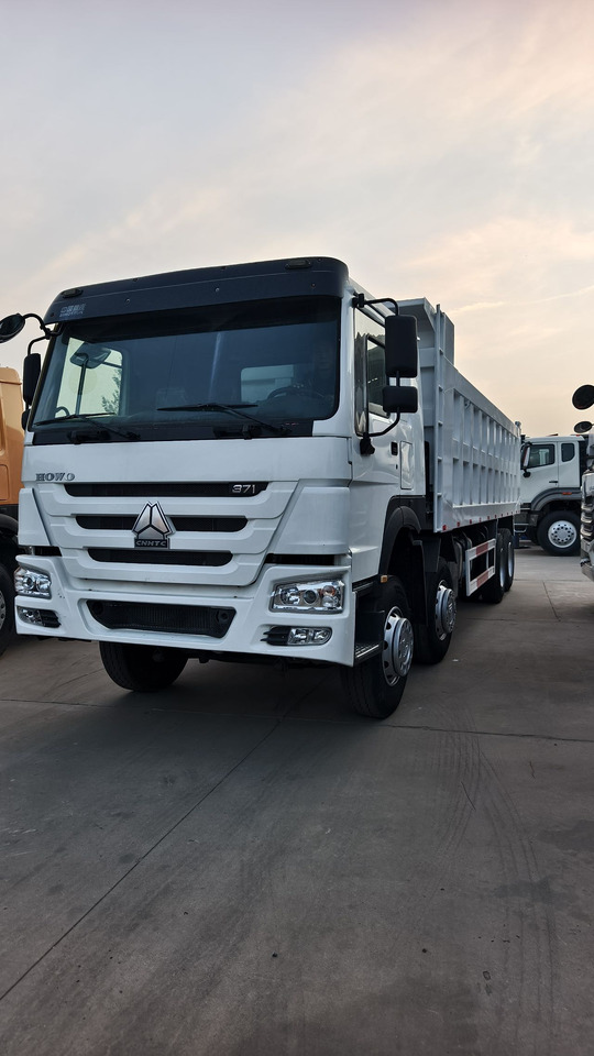 SINOTRUK HOWO 371 8x4 Dump Truck Click for Discount - LKW: das Bild 2 SINOTRUK HOWO 371 8x4 Dump Truck Click for Discount - LKW: das Bild 2