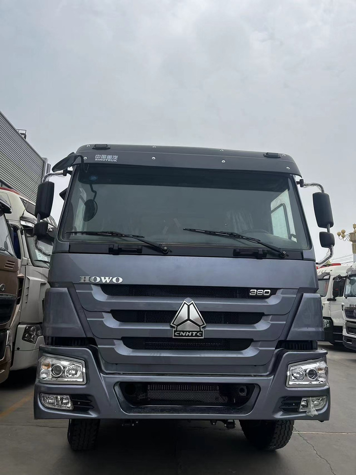 SINOTRUK HOWO 380HP Dump Truck 6x4 Click for Discount - Kipper: das Bild 1 SINOTRUK HOWO 380HP Dump Truck 6x4 Click for Discount - Kipper: das Bild 1