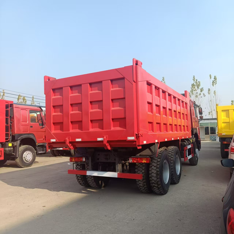 SINOTRUK HOWO 6x4 Dump Truck Click for Discount - Kipper: das Bild 4 SINOTRUK HOWO 6x4 Dump Truck Click for Discount - Kipper: das Bild 4