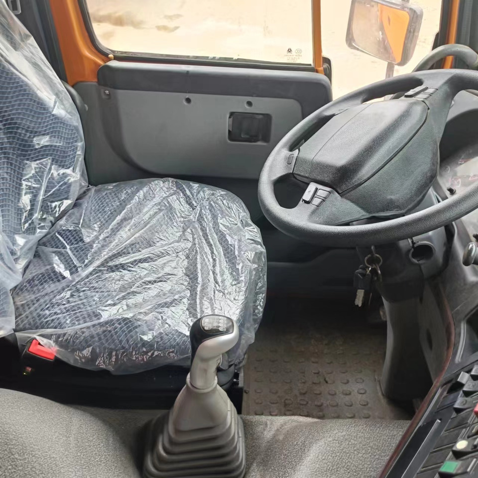 Sino HOWO 8x4 Dump Truck Click for Discount - Kipper: das Bild 3 Sino HOWO 8x4 Dump Truck Click for Discount - Kipper: das Bild 3