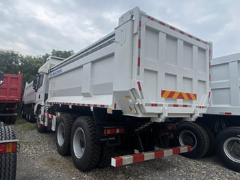 SHACMAN Shacman Tipper Truck for Sale in Jamaica - LKW: das Bild 4 SHACMAN Shacman Tipper Truck for Sale in Jamaica - LKW: das Bild 4