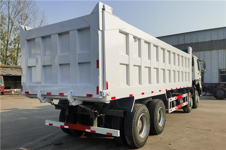 SINOTRUK Second Hand Howo 8X4 Tipper Truck Price for Sale In Ghana - Kipper: das Bild 2 SINOTRUK Second Hand Howo 8X4 Tipper Truck Price for Sale In Ghana - Kipper: das Bild 2