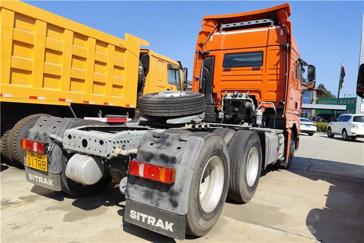 Sinotruk Used Sitrak Tractor Truck 6x4 for Sale In Uganda - Sattelzugmaschine: das Bild 2 Sinotruk Used Sitrak Tractor Truck 6x4 for Sale In Uganda - Sattelzugmaschine: das Bild 2