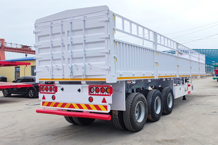 TITAN Cargo Trailer for Sale in Saudi Arabia - Tiertransporter Auflieger: das Bild 3 TITAN Cargo Trailer for Sale in Saudi Arabia - Tiertransporter Auflieger: das Bild 3
