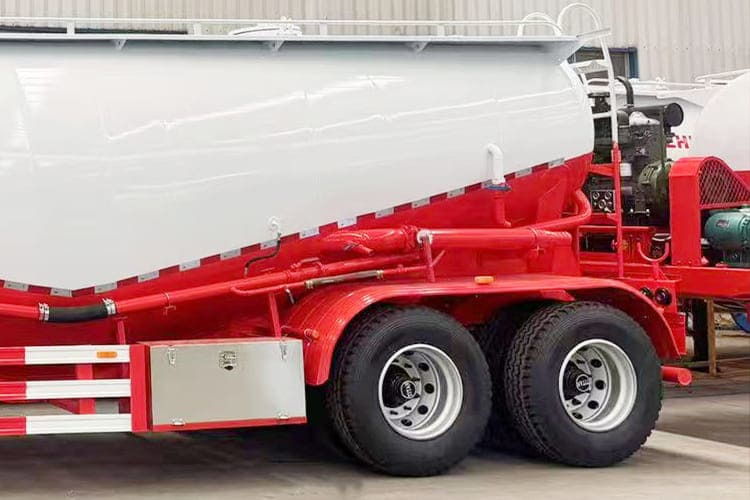TITAN Dry Bulk Tanker Trailer for Sale in Tanzania - Tankauflieger: das Bild 4 TITAN Dry Bulk Tanker Trailer for Sale in Tanzania - Tankauflieger: das Bild 4