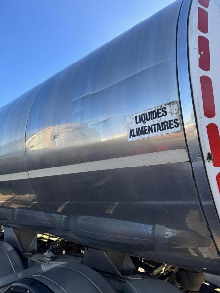 Eta - Tankauflieger: das Bild 1 Eta - Tankauflieger: das Bild 1