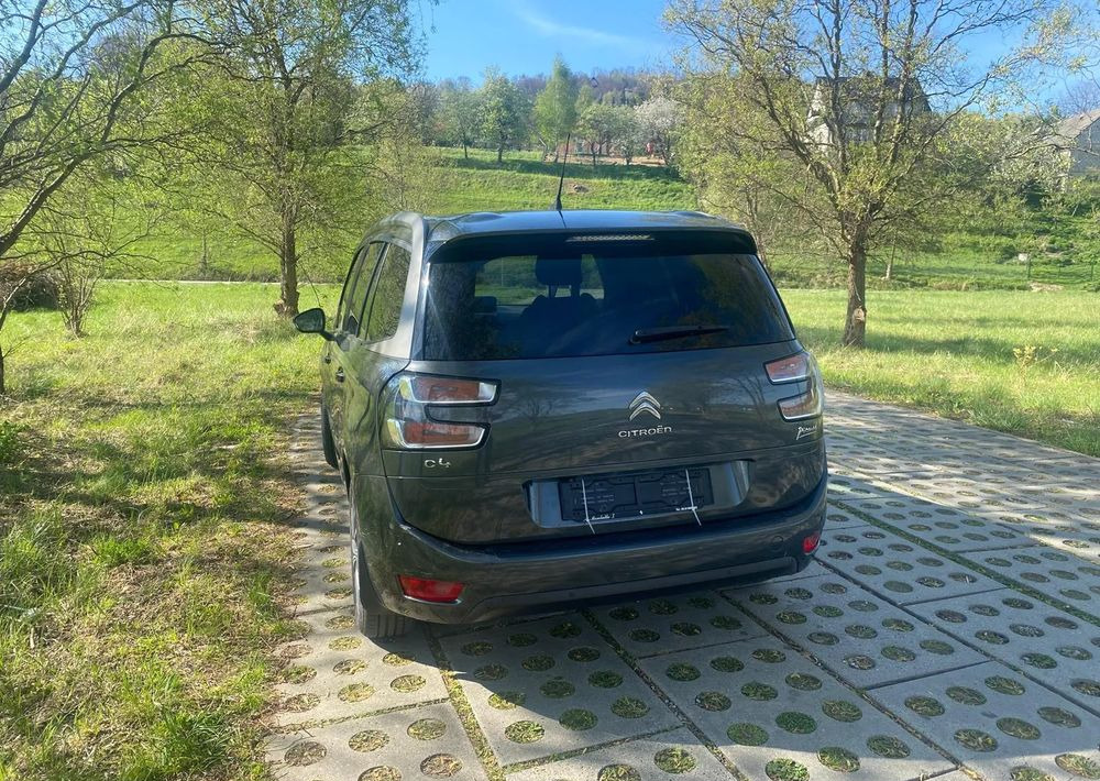 Citroën C4 Grand Picasso BlueHDi 120 EAT6 Selection - Kleinbus, Personentransporter: das Bild 3 Citroën C4 Grand Picasso BlueHDi 120 EAT6 Selection - Kleinbus, Personentransporter: das Bild 3
