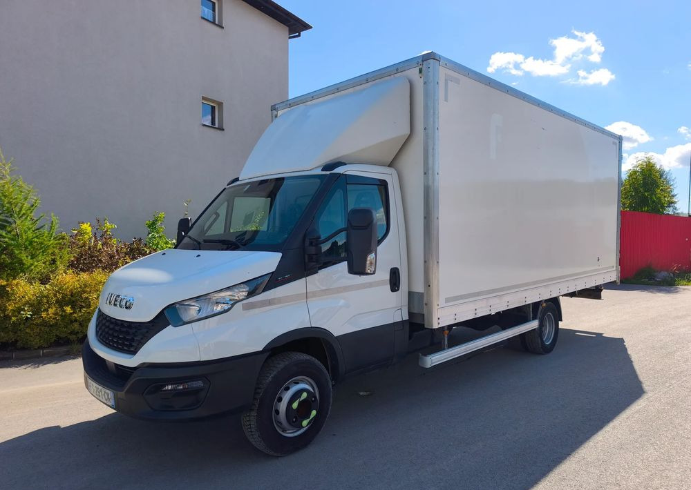 Iveco DAILY 70C18 rama do zabudowy 5,4M obsługa silnika nowy rozrząd - Fahrgestell LKW: das Bild 4 Iveco DAILY 70C18 rama do zabudowy 5,4M obsługa silnika nowy rozrząd - Fahrgestell LKW: das Bild 4