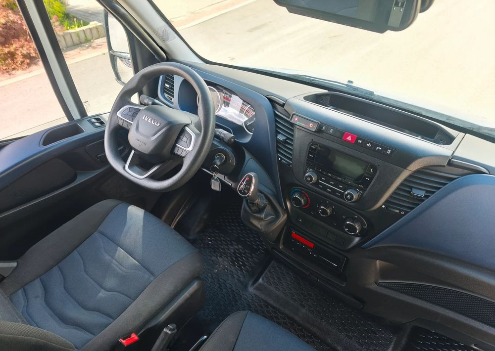 Fahrgestell LKW Iveco DAILY 70C18  rama do zabudowy 6 M obsługa silnika nowy rozrząd: das Bild 11