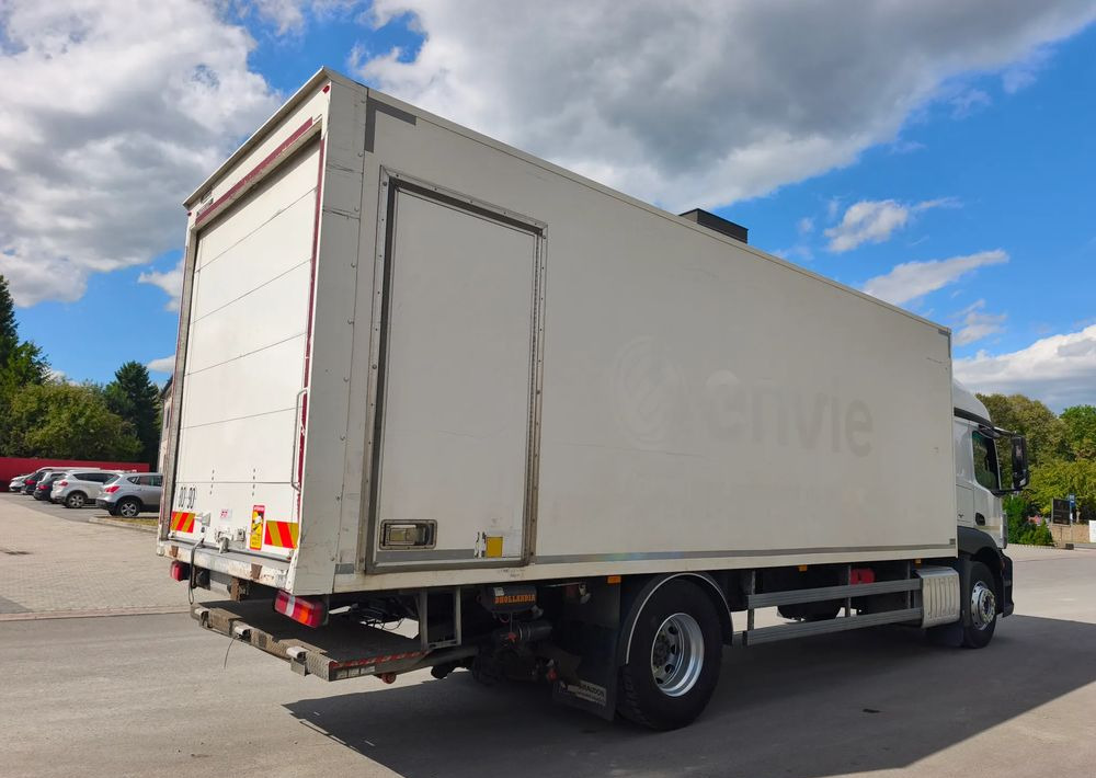Mercedes-Benz ACTROS 18.360 kontener 18 p , winda - Koffer LKW: das Bild 5 Mercedes-Benz ACTROS 18.360 kontener 18 p , winda - Koffer LKW: das Bild 5
