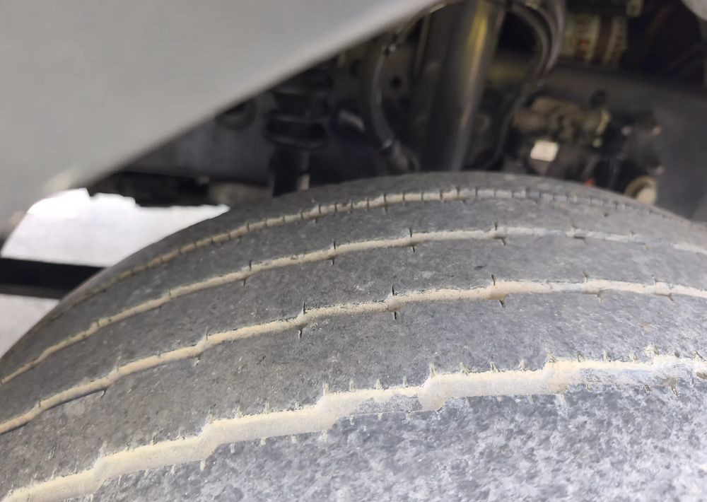 Renault Gama D 210 rama do zabudowy poduszka klima - Fahrgestell LKW: das Bild 5 Renault Gama D 210 rama do zabudowy poduszka klima - Fahrgestell LKW: das Bild 5