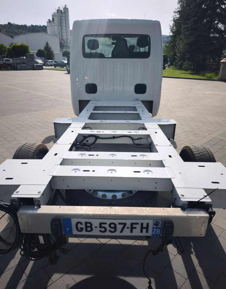 Renault MASTER 2,3 rama do zabudowy po obsłudze gotowy do jazdy - Fahrgestell LKW: das Bild 5 Renault MASTER 2,3 rama do zabudowy po obsłudze gotowy do jazdy - Fahrgestell LKW: das Bild 5