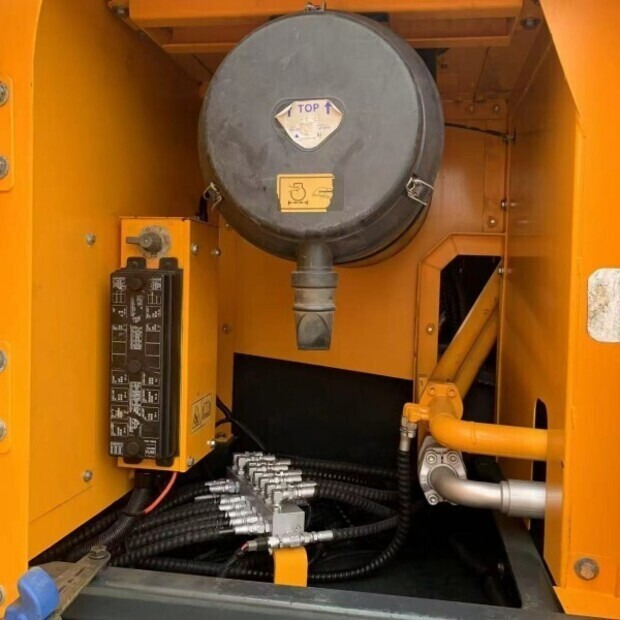 2023 Hyundai R305 - Kettenbagger: das Bild 4 2023 Hyundai R305 - Kettenbagger: das Bild 4