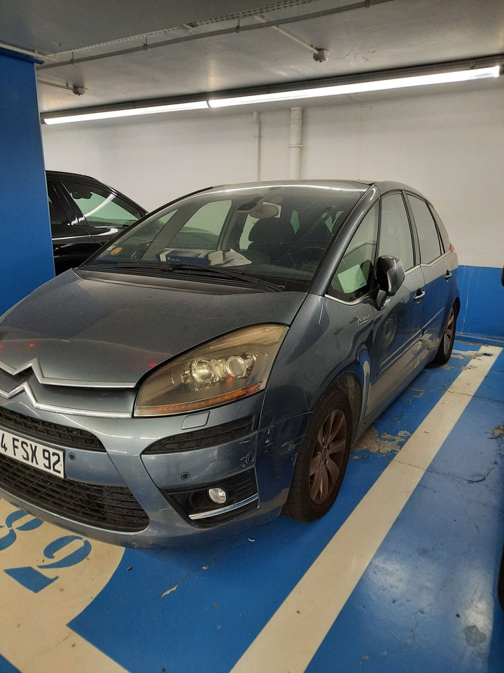 CITROEN C4 - 2008 - 1 ER MAIN - BOITE AUTO NEUVE - BATTERIE A CHANGE ET SUSPENSION A REVOIR - PKW: das Bild 1 CITROEN C4 - 2008 - 1 ER MAIN - BOITE AUTO NEUVE - BATTERIE A CHANGE ET SUSPENSION A REVOIR - PKW: das Bild 1