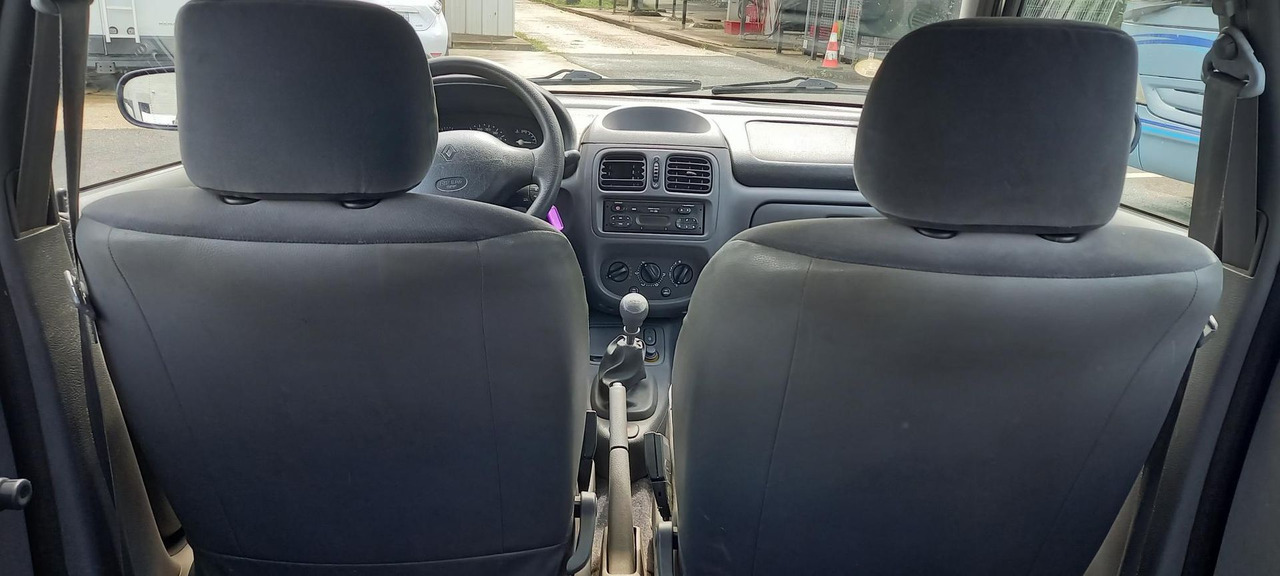 CLIO SANS CONTROLE TECHNIQUE - PKW: das Bild 3 CLIO SANS CONTROLE TECHNIQUE - PKW: das Bild 3