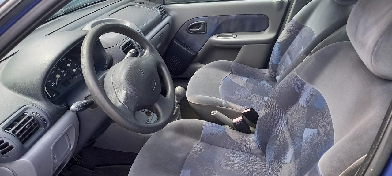 CLIO WITHOUT ROADWORTHINESS TEST - PKW: das Bild 5 CLIO WITHOUT ROADWORTHINESS TEST - PKW: das Bild 5