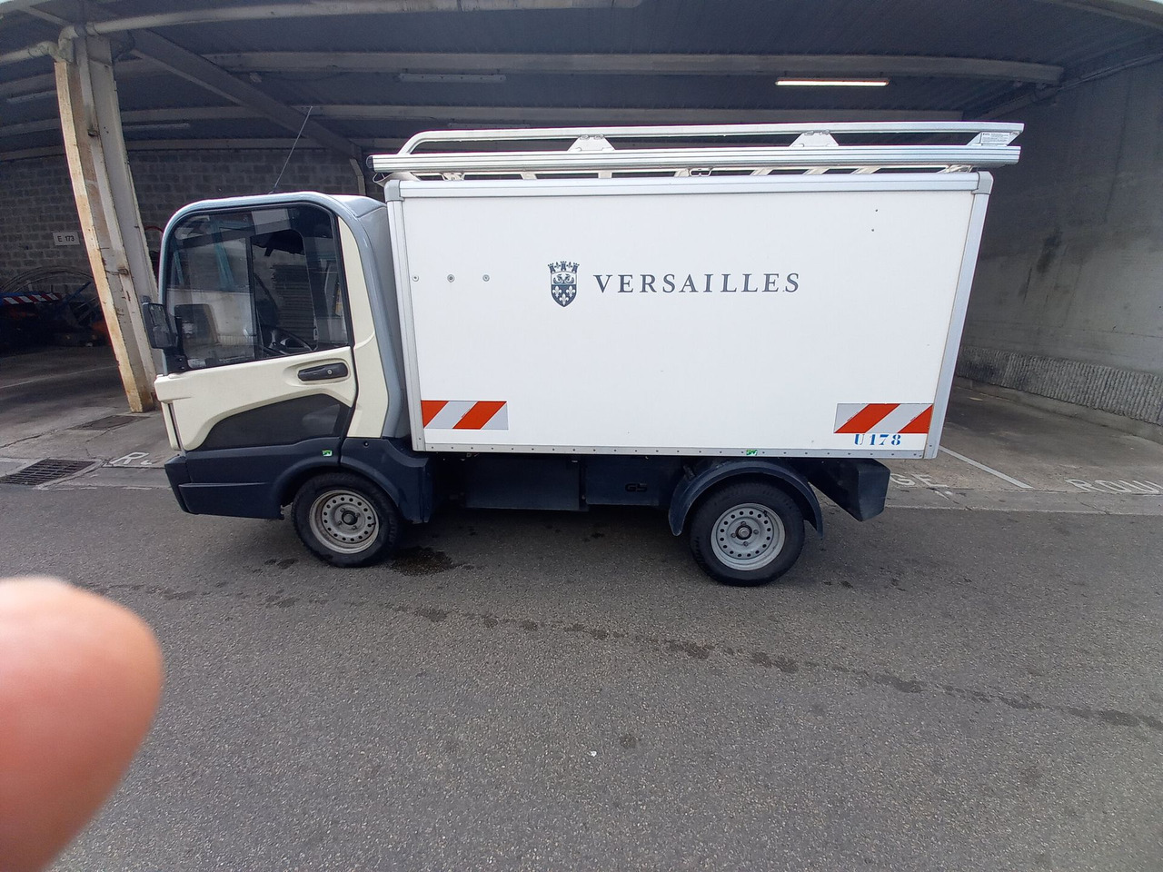 GOUPIL G5 - Véhicule électrique avec caisson (L 2 468mm x l - Elektro-Nutzfahrzeug, Koffer Transporter: das Bild 1 GOUPIL G5 - Véhicule électrique avec caisson (L 2 468mm x l - Elektro-Nutzfahrzeug, Koffer Transporter: das Bild 1