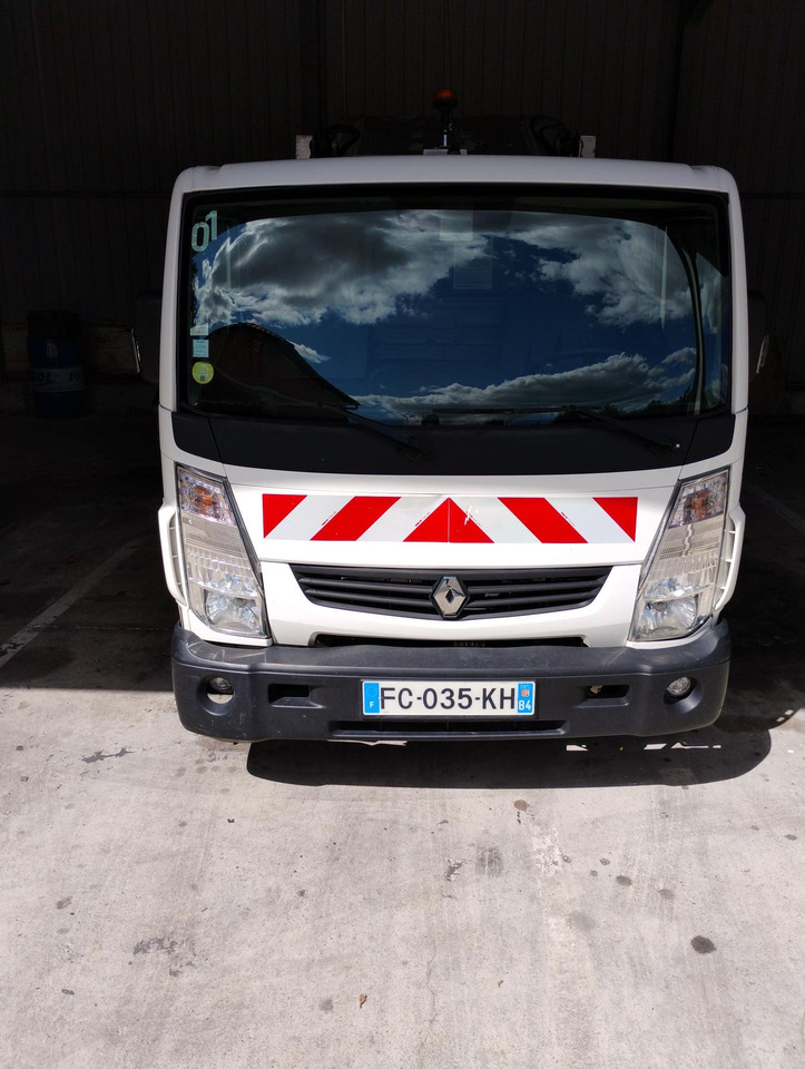 MINI BOM RENAULT MAXITY / DISPONIBLE A COMPTER DU 17/10/2025 - LKW mit Arbeitsbühne: das Bild 2 MINI BOM RENAULT MAXITY / DISPONIBLE A COMPTER DU 17/10/2025 - LKW mit Arbeitsbühne: das Bild 2