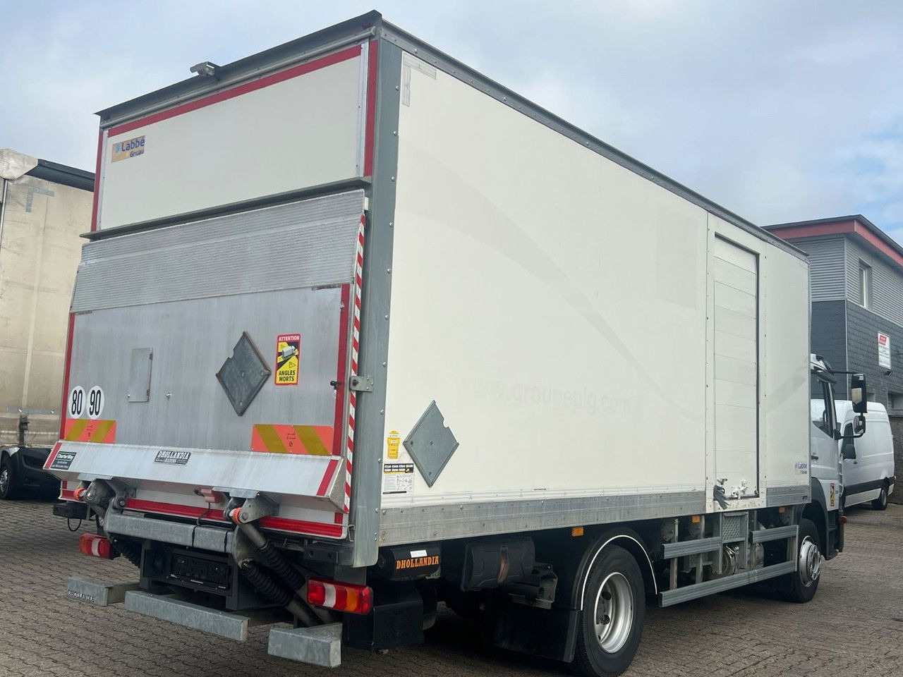 Mercedes-Benz Atego 1218 L Classic-Vermietung möglich-ADR-LBW - Koffer LKW: das Bild 3 Mercedes-Benz Atego 1218 L Classic-Vermietung möglich-ADR-LBW - Koffer LKW: das Bild 3