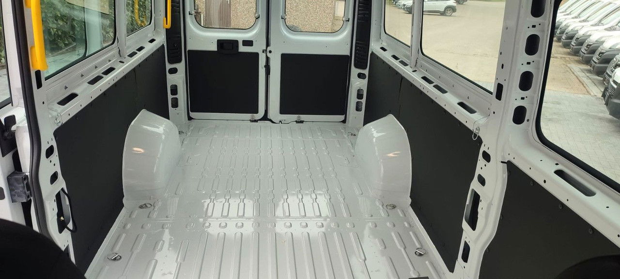 NEU: Kleinbus, Personentransporter Opel Movano Vollverglast L4H2 verstärkt 2.2 BlueHDI: das Bild 11