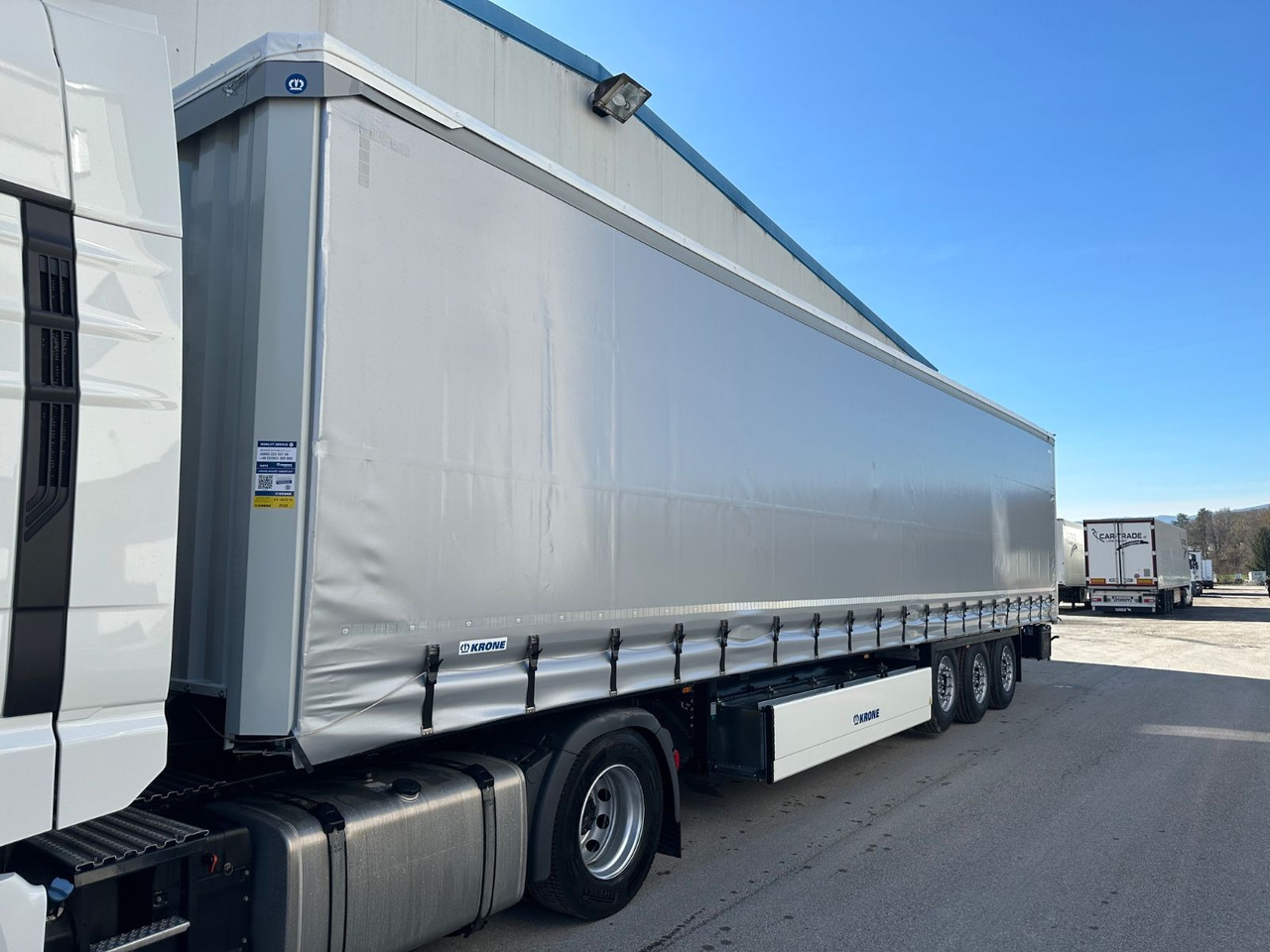 Krone SDP27 Lift/Pal-Kast/Alulatten Krone SDP27 Lift/Pal-Kast/Alulatten 5STK - Planenauflieger: das Bild 1 Krone SDP27 Lift/Pal-Kast/Alulatten Krone SDP27 Lift/Pal-Kast/Alulatten 5STK - Planenauflieger: das Bild 1