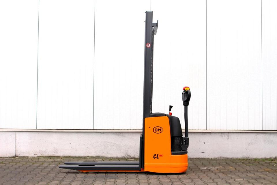 OM CL10,5ac - Batterie NEU - Hochhubwagen: das Bild 3 OM CL10,5ac - Batterie NEU - Hochhubwagen: das Bild 3