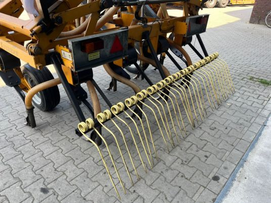 Joskin bouwlandbemester opklapbaar - Gülleinjektor: das Bild 3 Joskin bouwlandbemester opklapbaar - Gülleinjektor: das Bild 3