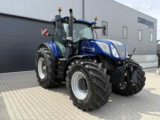 New Holland T7.300 PLMi - Traktor: das Bild 1 New Holland T7.300 PLMi - Traktor: das Bild 1