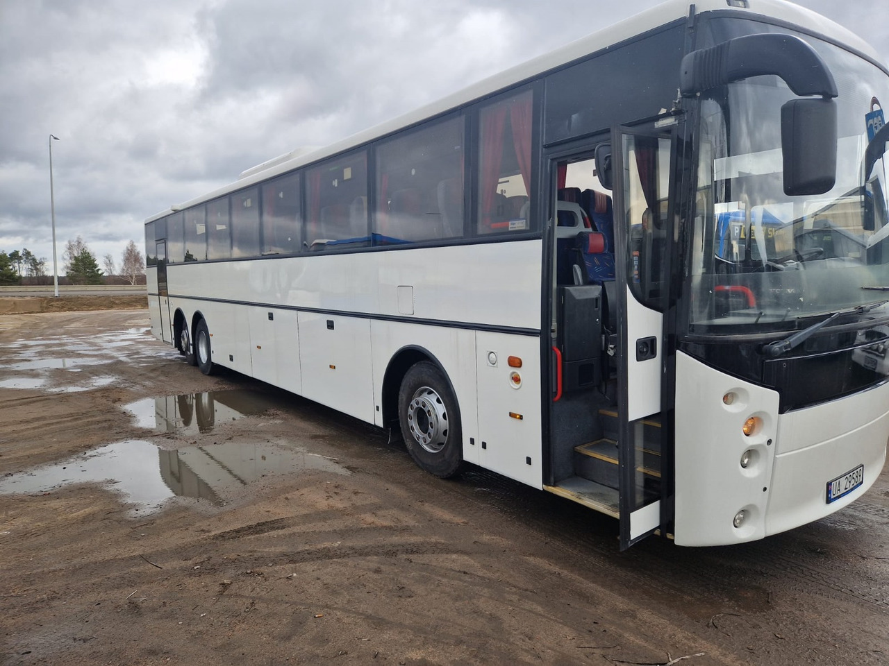 VOLVO B12B VEST HORISONT - Reisebus: das Bild 3 VOLVO B12B VEST HORISONT - Reisebus: das Bild 3