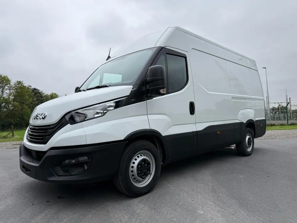 Iveco Daily 35-140 *L3H2*DISPO DE STOCK*Airco*Cruise control - Kastenwagen: das Bild 1 Iveco Daily 35-140 *L3H2*DISPO DE STOCK*Airco*Cruise control - Kastenwagen: das Bild 1