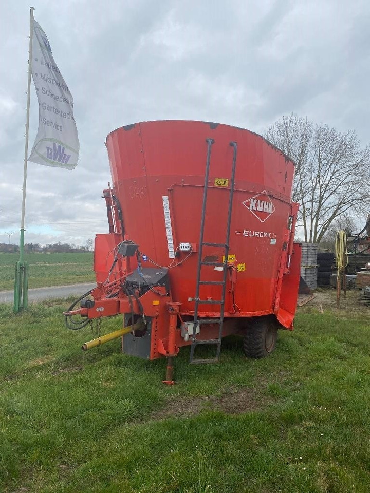 Kuhn EuroMix - Futtermischwagen: das Bild 4 Kuhn EuroMix - Futtermischwagen: das Bild 4