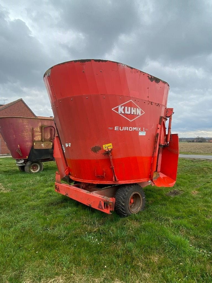 Kuhn EuroMix - Futtermischwagen: das Bild 3 Kuhn EuroMix - Futtermischwagen: das Bild 3