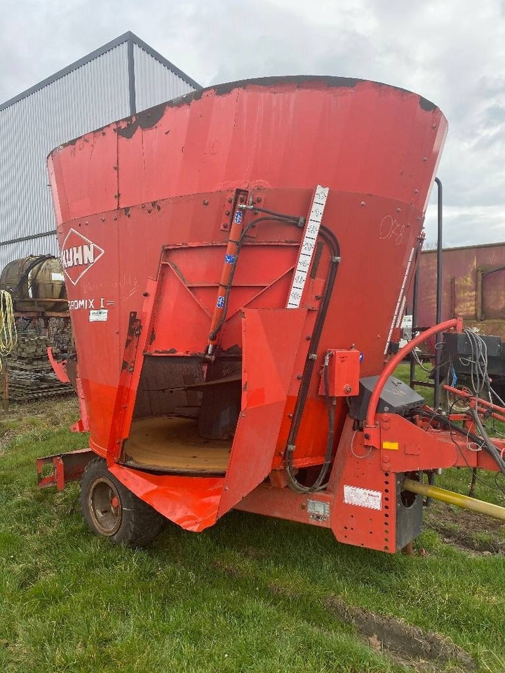 Kuhn EuroMix - Futtermischwagen: das Bild 1 Kuhn EuroMix - Futtermischwagen: das Bild 1
