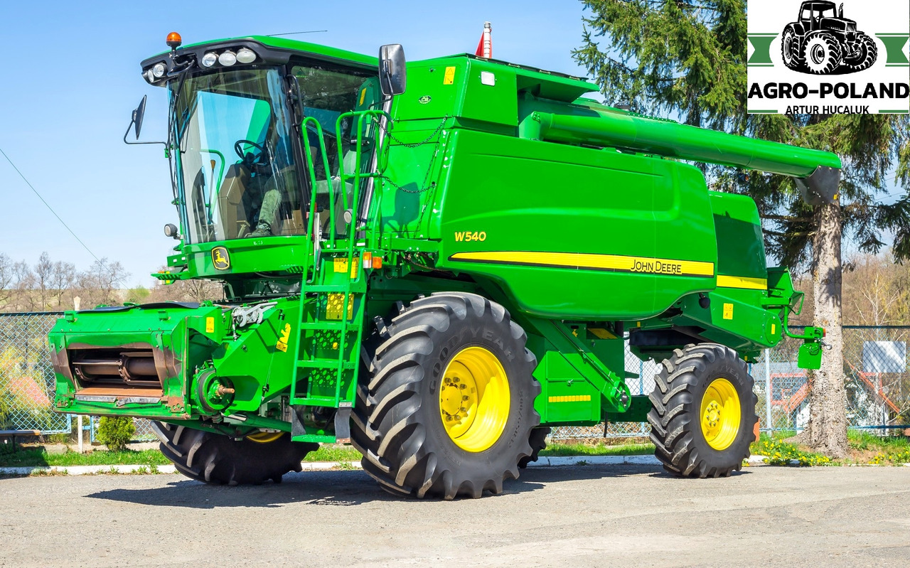 JOHN DEERE W 540 - 2485/3436 h - 5,5 M - 2008 ROK - Mähdrescher: das Bild 1 JOHN DEERE W 540 - 2485/3436 h - 5,5 M - 2008 ROK - Mähdrescher: das Bild 1