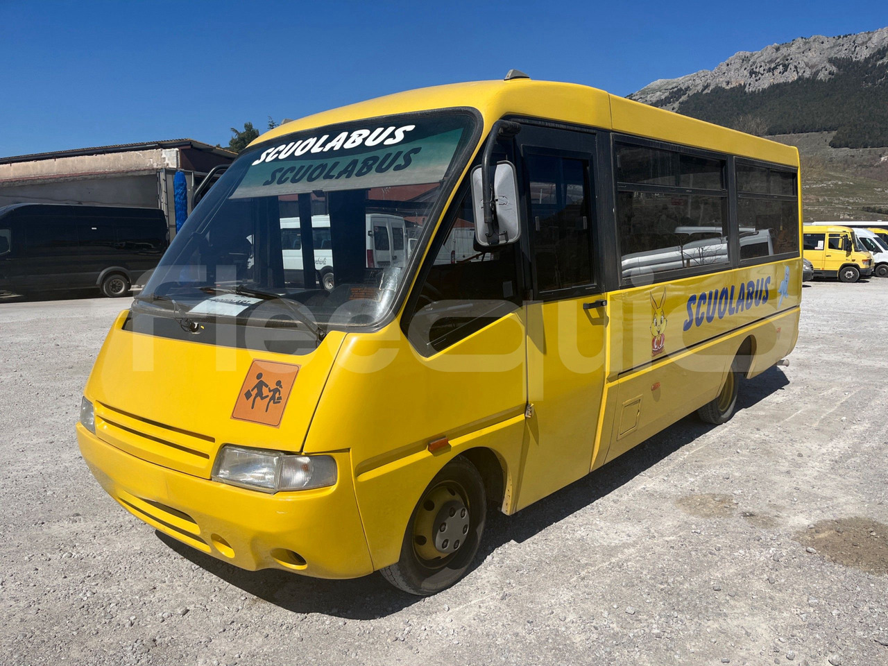 Bundle di 4 mezzi Iveco - Cacciamali Iveco - Cacciamali Iveco - Cacciamali Iveco - A50 - Schulbus: das Bild 4 Bundle di 4 mezzi Iveco - Cacciamali Iveco - Cacciamali Iveco - Cacciamali Iveco - A50 - Schulbus: das Bild 4