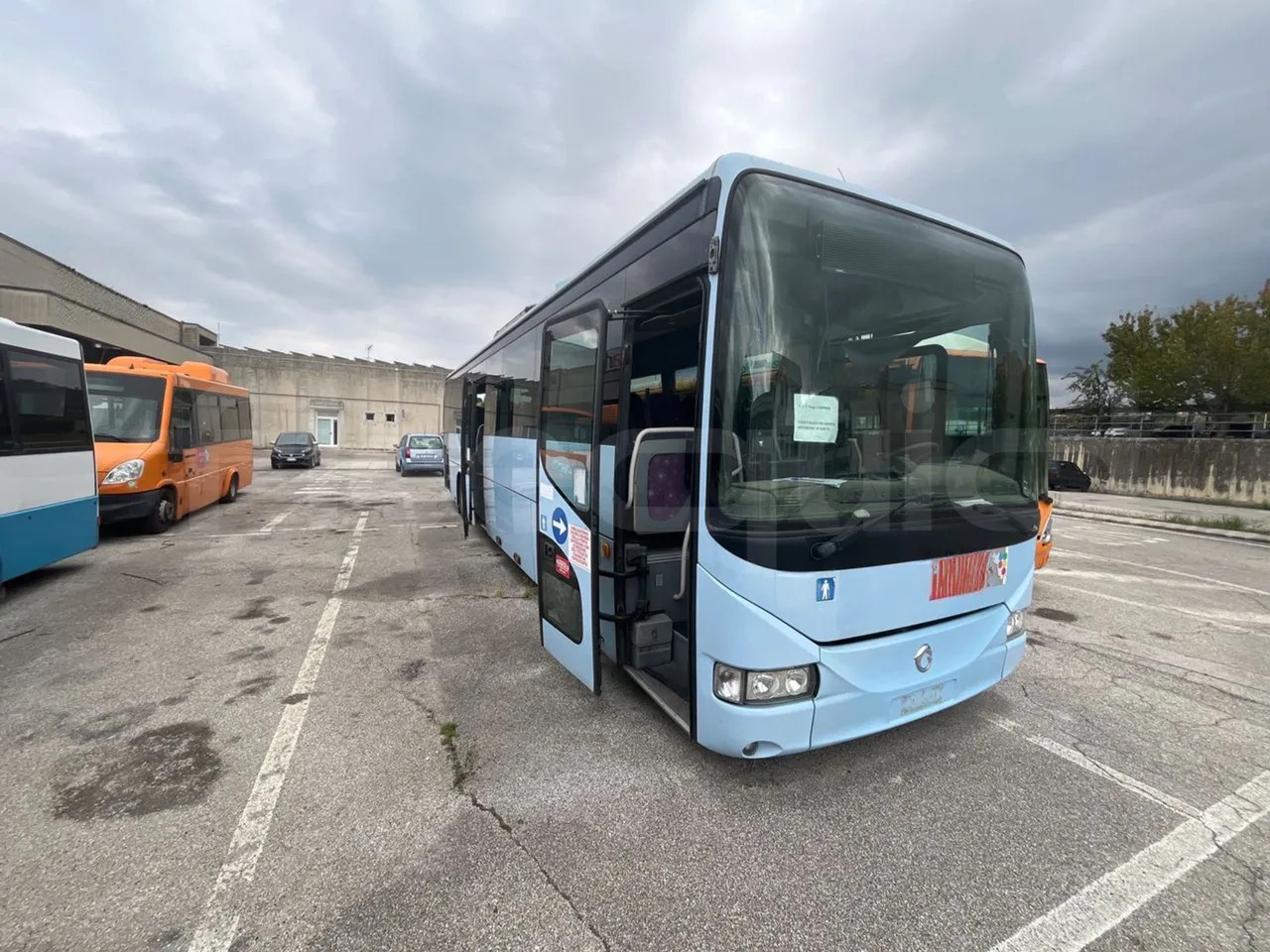 Bundle di 9 mezzi Irisbus - Arway Iveco - Sitcar Iveco - Sitcar Mercedes-Benz - Citaro Mercedes-Benz - Citaro Mercedes-Benz - Citaro Iveco - Citelis Iveco - Sitcar Fiat - Fiorino - Überlandbus: das Bild 1 Bundle di 9 mezzi Irisbus - Arway Iveco - Sitcar Iveco - Sitcar Mercedes-Benz - Citaro Mercedes-Benz - Citaro Mercedes-Benz - Citaro Iveco - Citelis Iveco - Sitcar Fiat - Fiorino - Überlandbus: das Bild 1