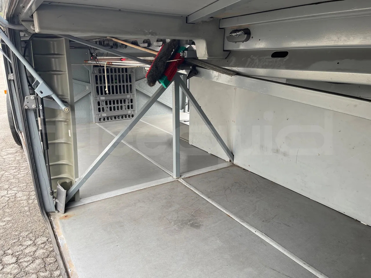 Reisebus Mercedes-Benz Tourismo: das Bild 8